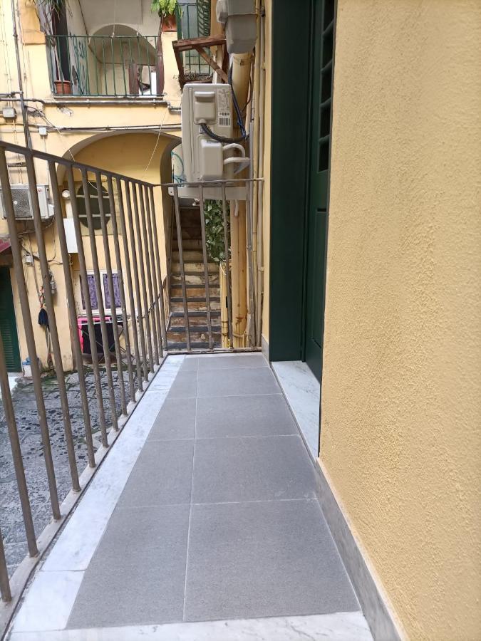 Casa Degli Scalzi 43 Appartement Napels Buitenkant foto